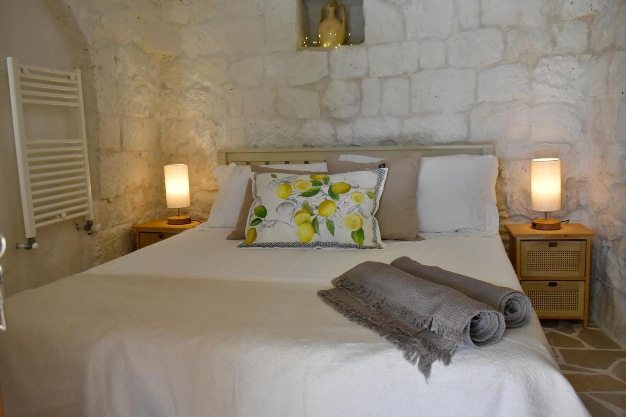 Terre D'Amore - For Couples Hotell Ostuni Exteriör bild